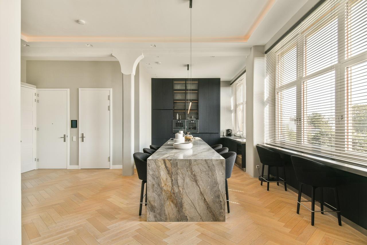 183 m² loft apartment in De Pijp - Image 7