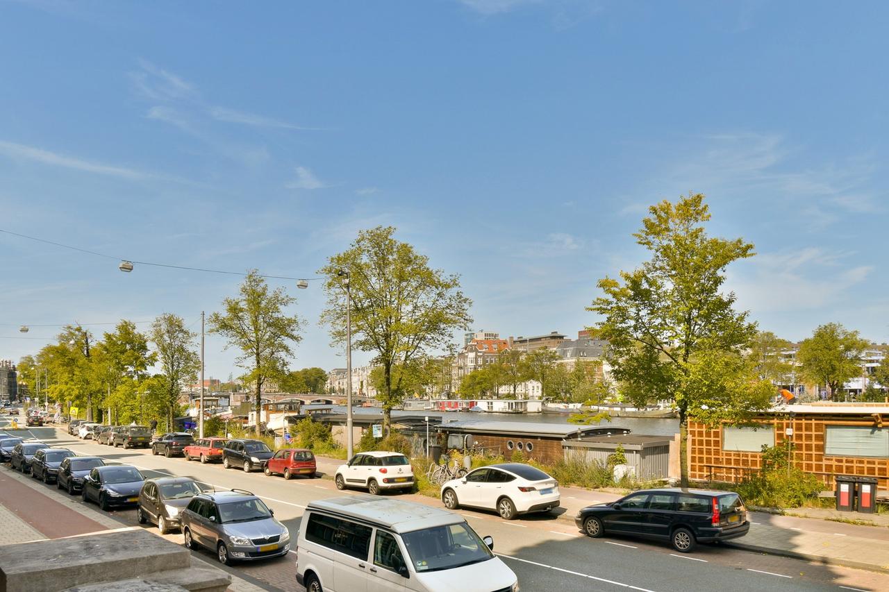 183 m² loft apartment in De Pijp - Image 25