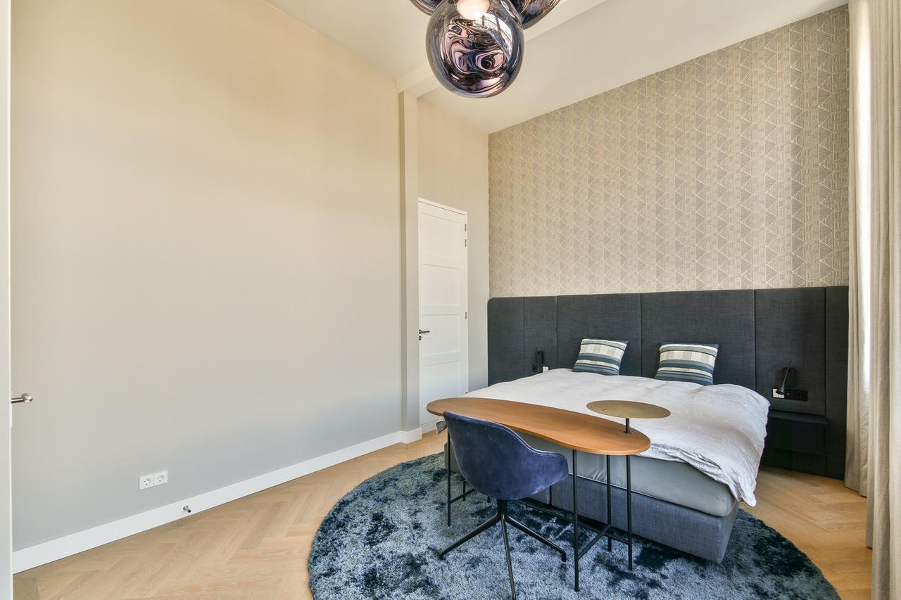 183 m² loft apartment in De Pijp - Image 20