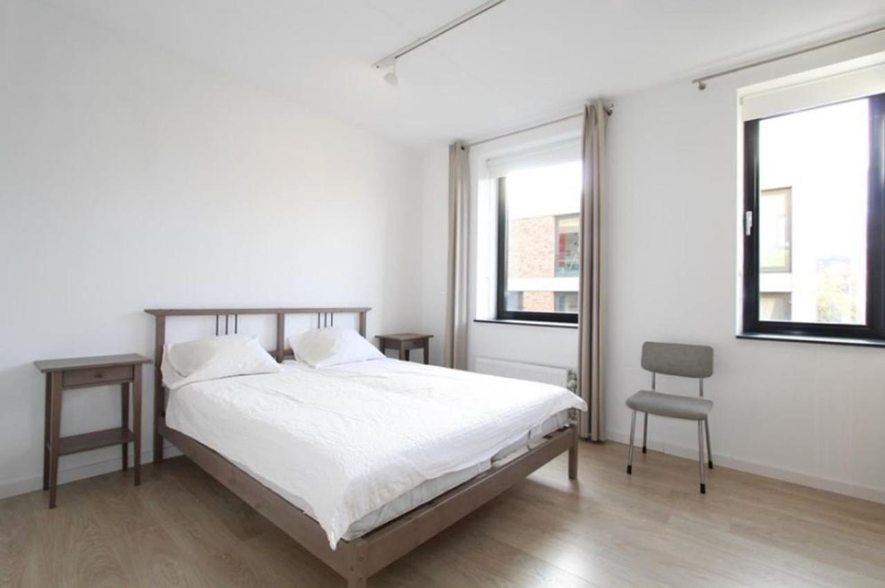 Bright 2-bedroom apartment with balcony - Image 9