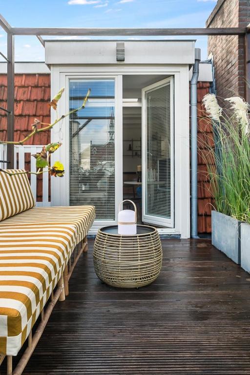 Rooftop Terrace and A++ in the heart of De Pijp - Image 13