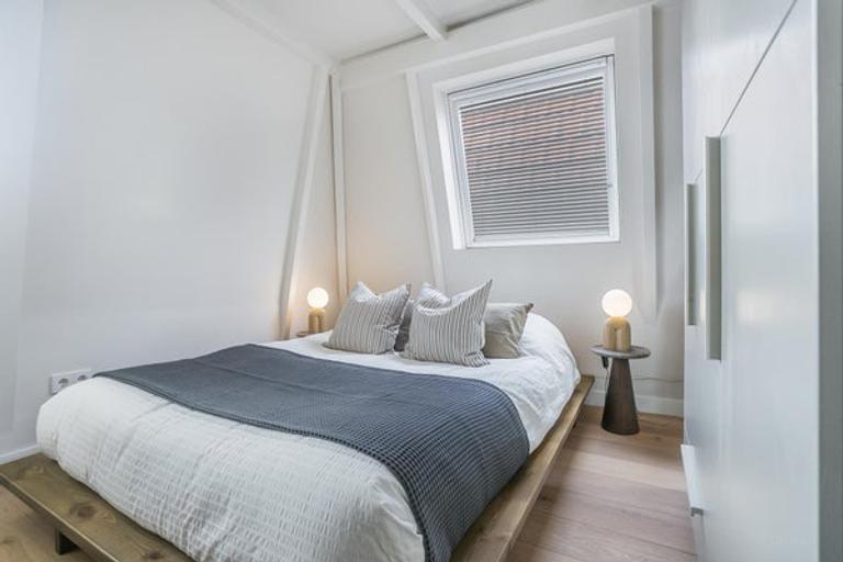 Rooftop Terrace and A++ in the heart of De Pijp - Image 24