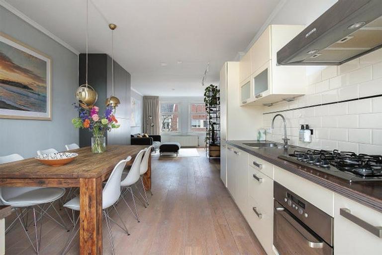 4-room apartment with roof terrace in Zuid - Image 17