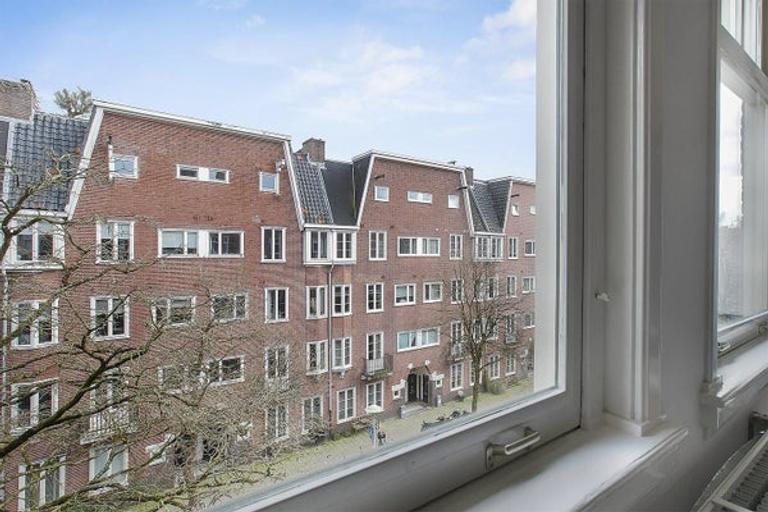 4-room apartment with roof terrace in Zuid - Image 16