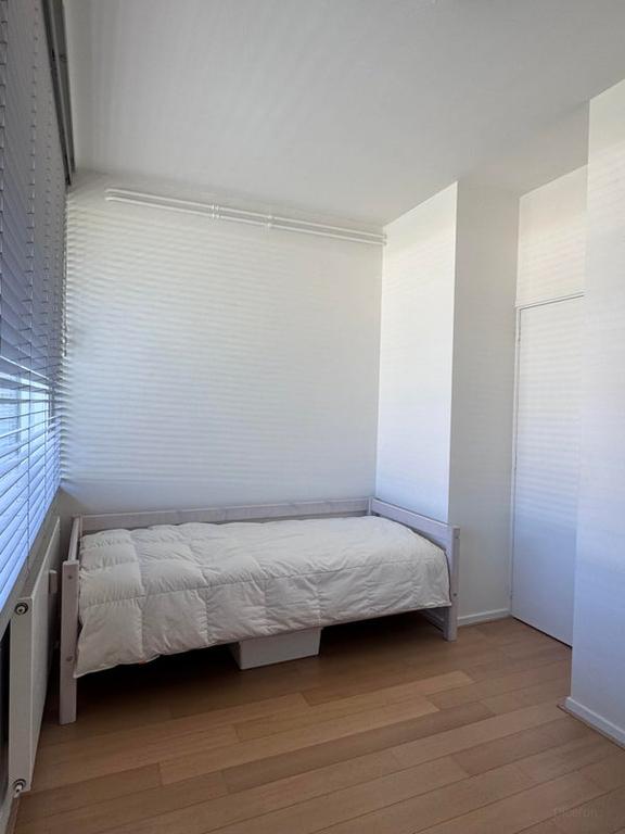 Bright 3-room apartment with 2 balconies - Image 11