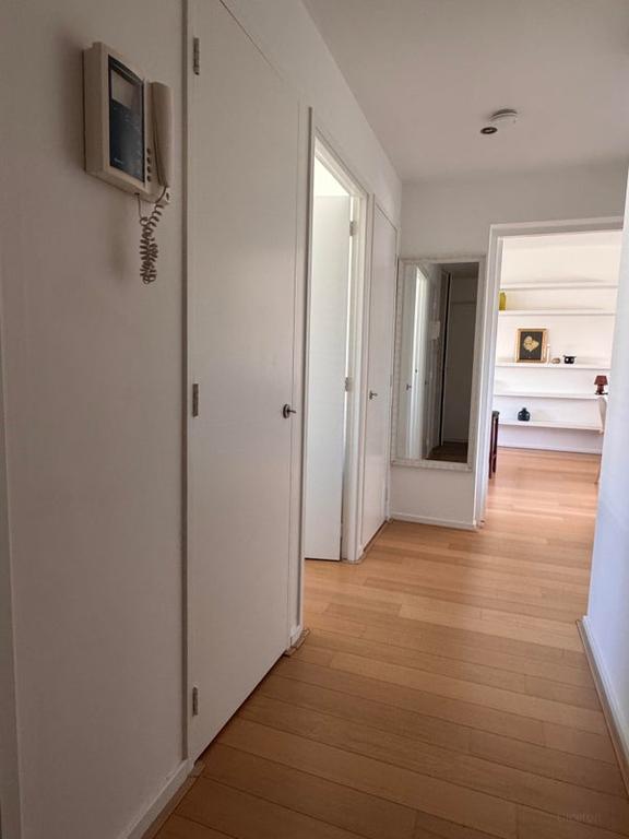 Bright 3-room apartment with 2 balconies - Image 6