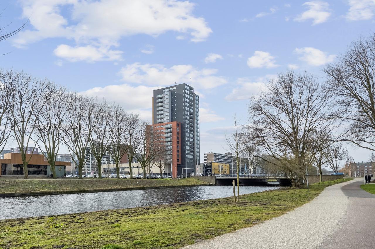 Corner Apartment with Sloterplas View - Image 2