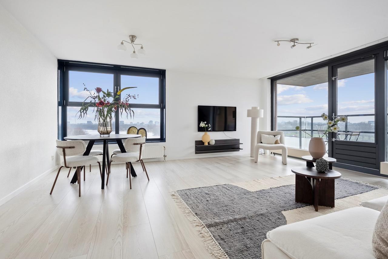 Corner Apartment with Sloterplas View - Image 1