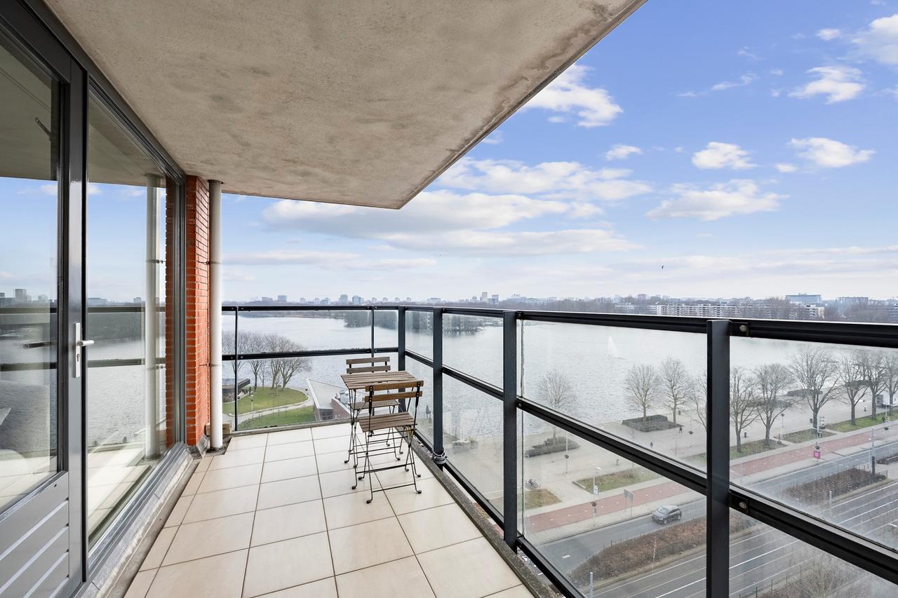 Corner Apartment with Sloterplas View - Image 3