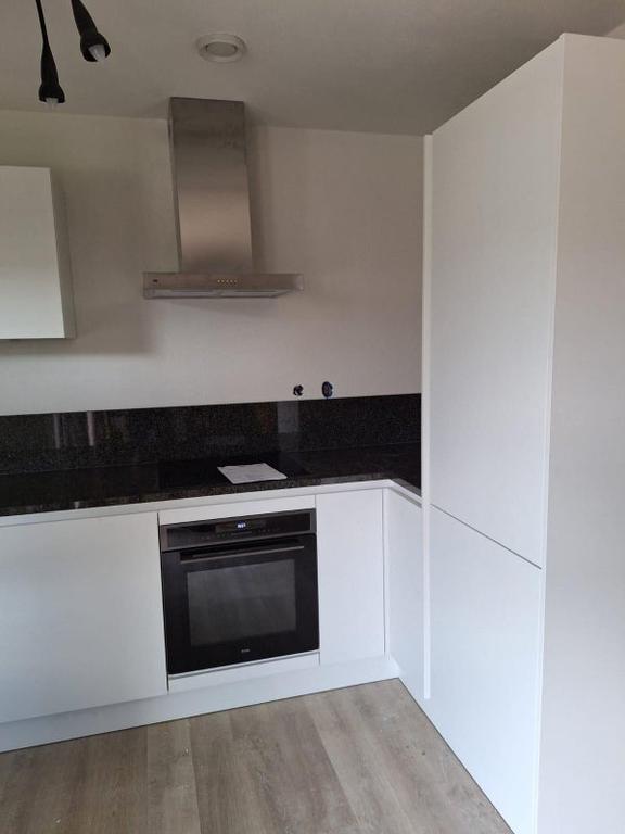 90 m2 apartment with balcony in Breda - Image 6