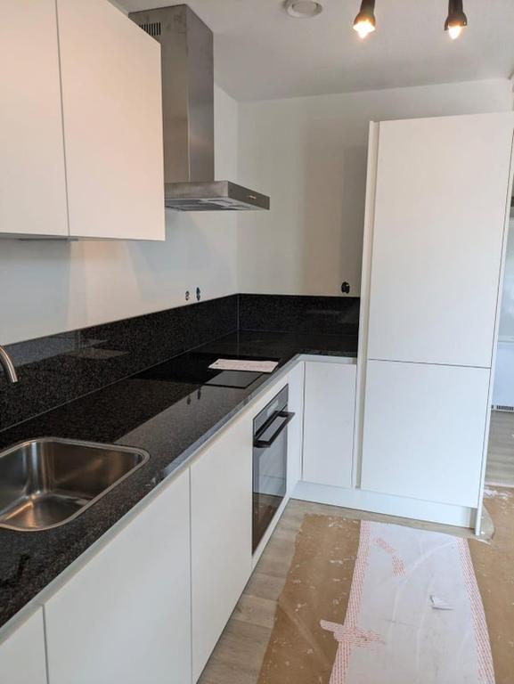 90 m2 apartment with balcony in Breda - Image 7