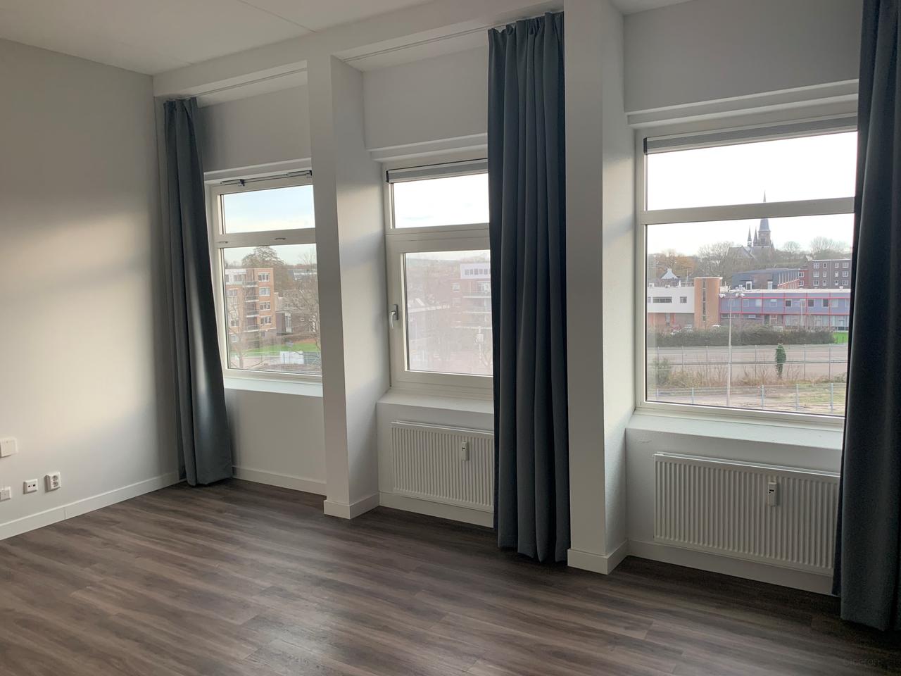 Studio met lift en buitenruimte - Afbeelding 6