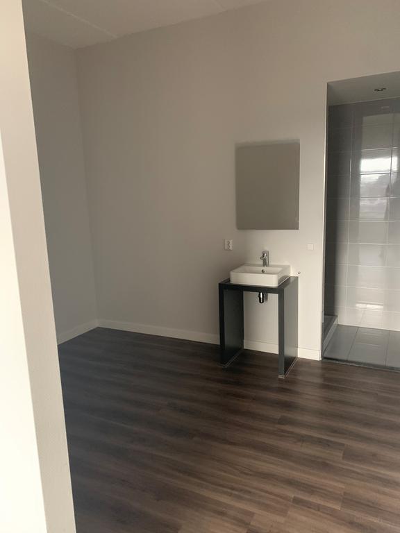 Studio met lift en buitenruimte - Afbeelding 8