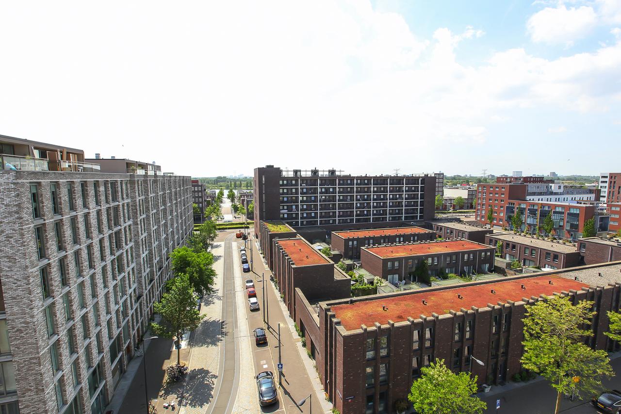 Bright 3-room apartment with balcony in IJburg - Image 6