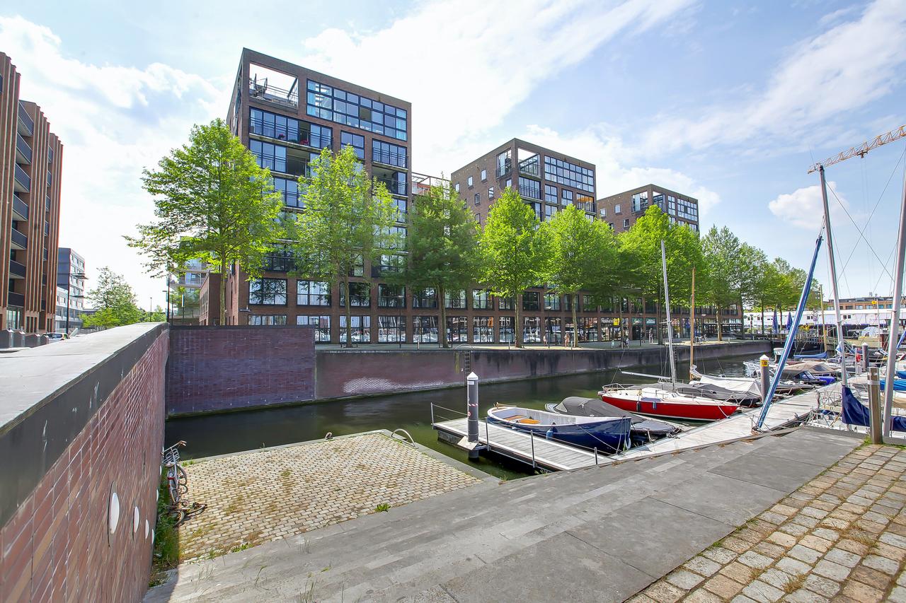 Bright 3-room apartment with balcony in IJburg - Image 1