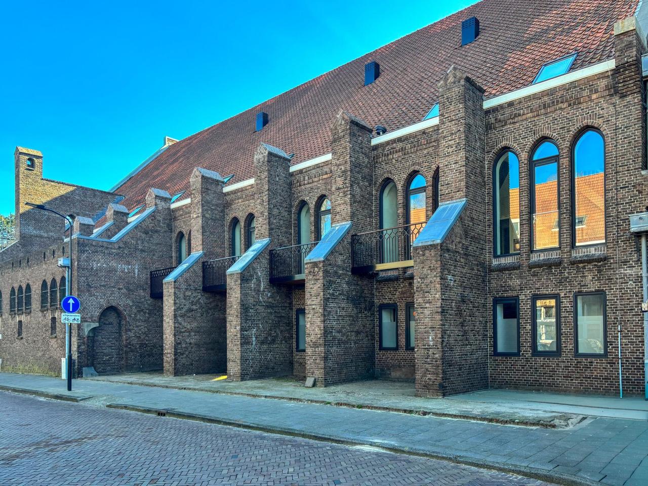 2-bedroom Church Loft, Beverwijk - Image 1