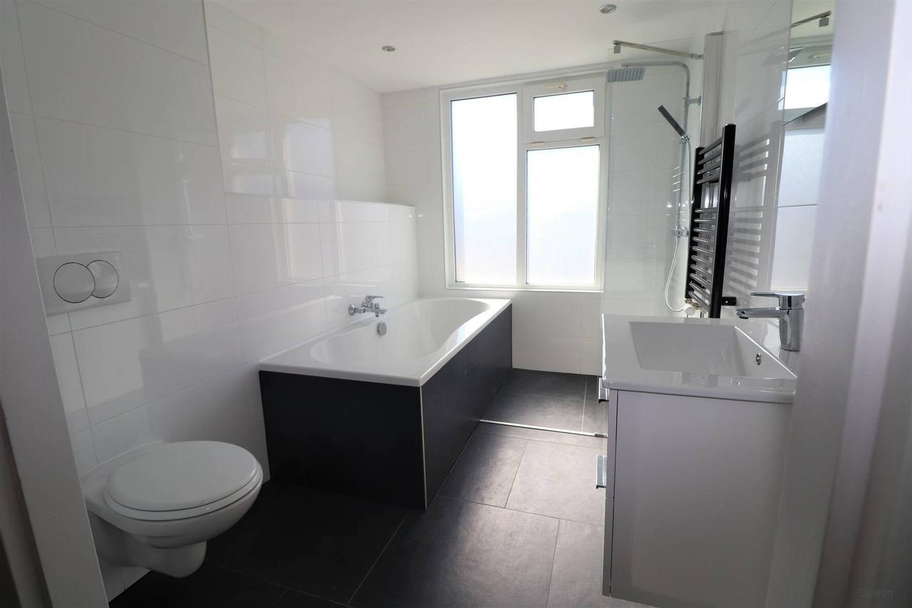 Tussenwoning met tuin in Schiedam - Afbeelding 9