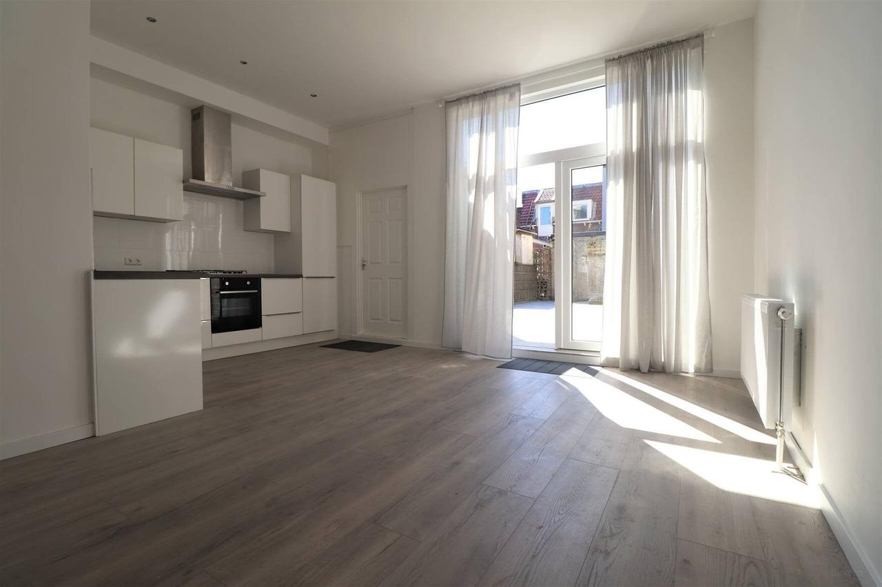 Tussenwoning met tuin in Schiedam - Afbeelding 2
