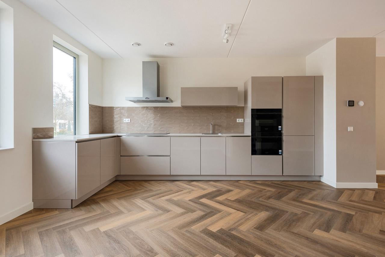 182 m² gezinswoning met 5 slaapkamers - Afbeelding 1