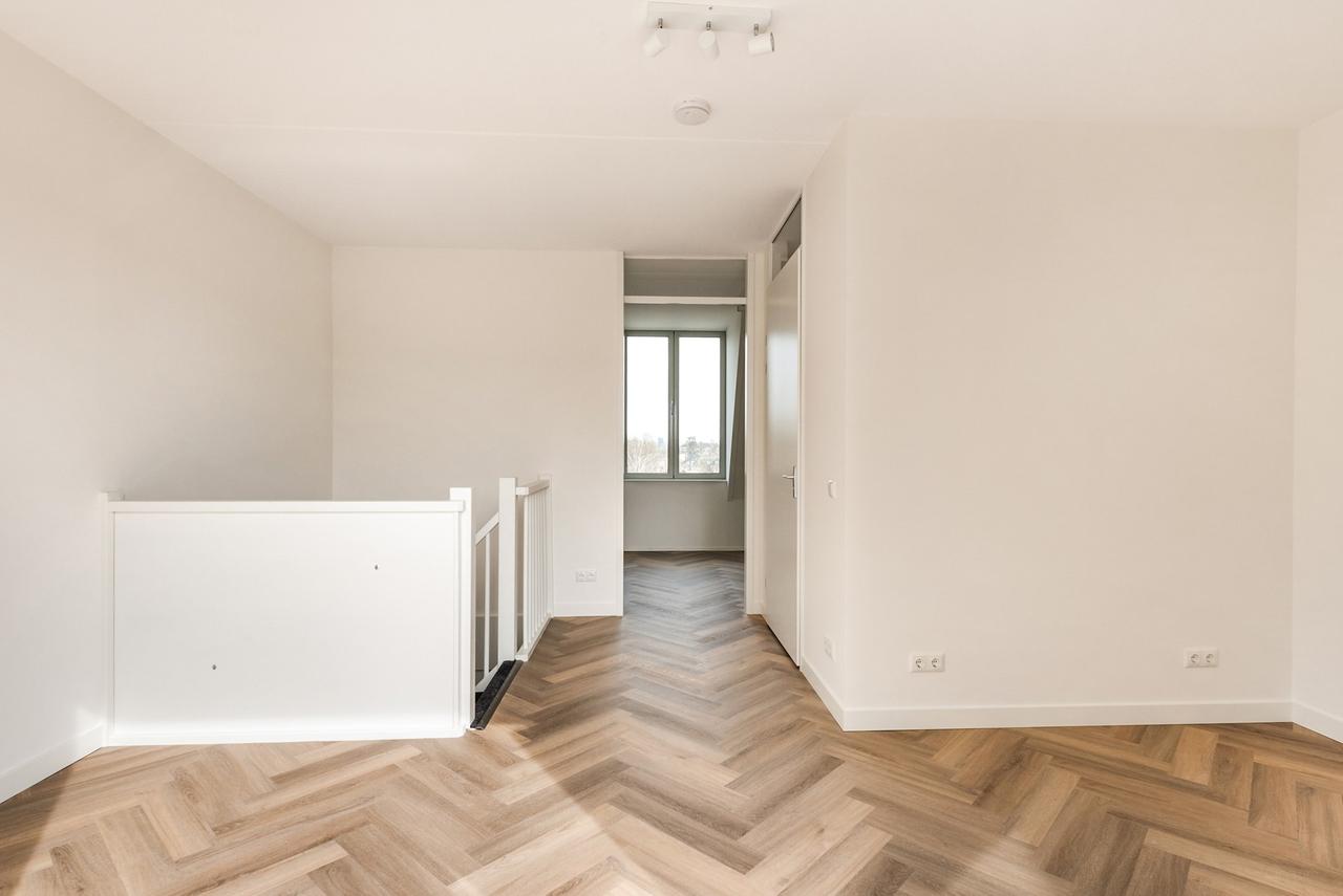 182 m² gezinswoning met 5 slaapkamers - Afbeelding 24
