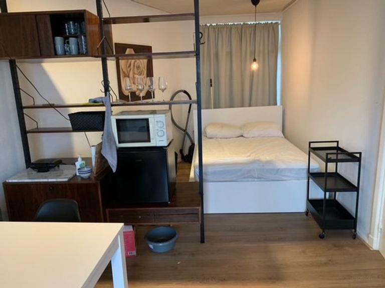 Student Room of 29 m² with Garden - Image 11