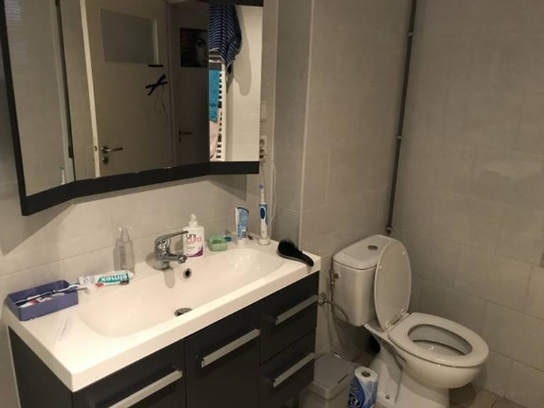 Furnished room of 14 m² in Scharn - Image 7