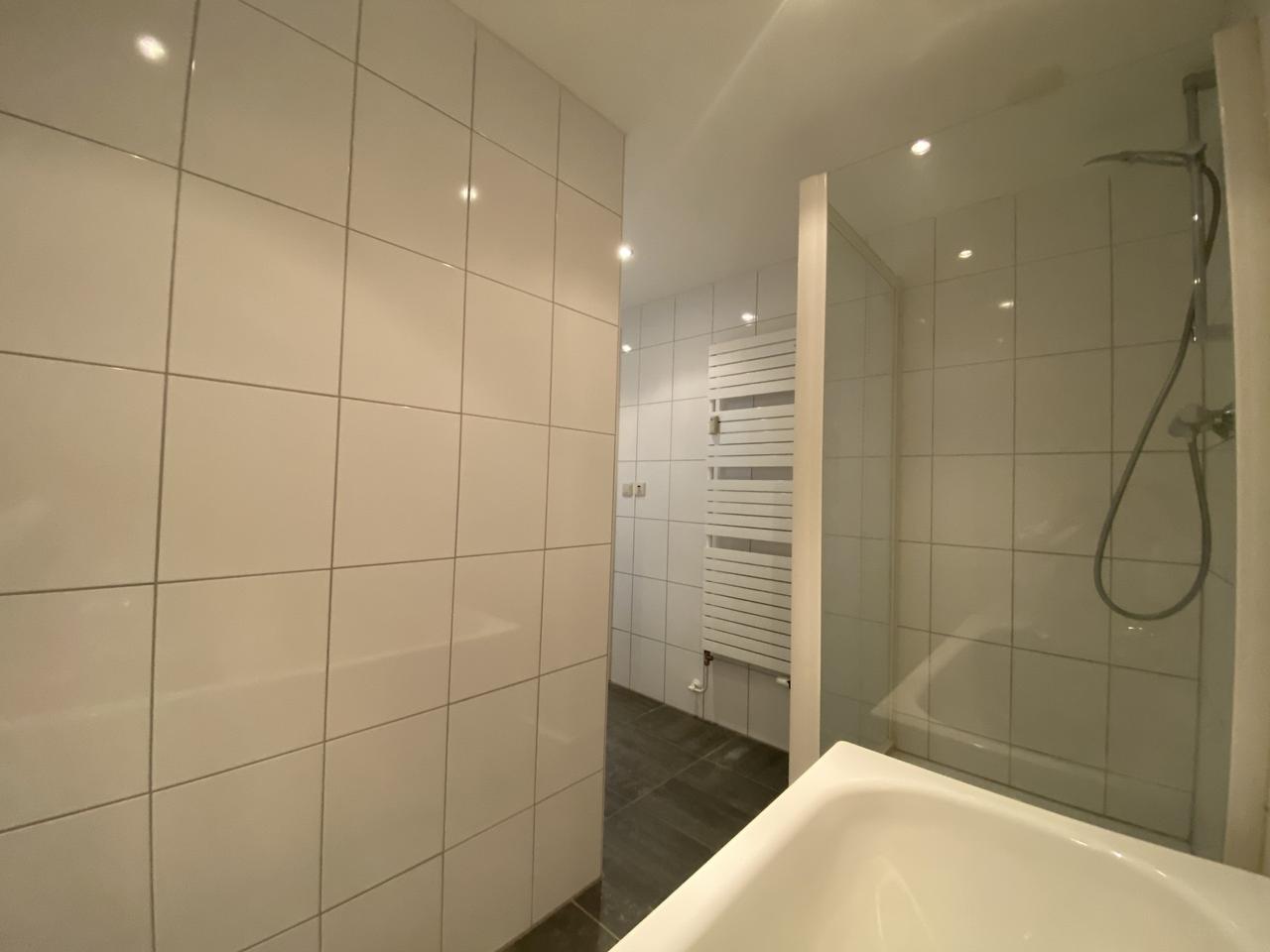 110m² apartment with roof terrace - Image 20