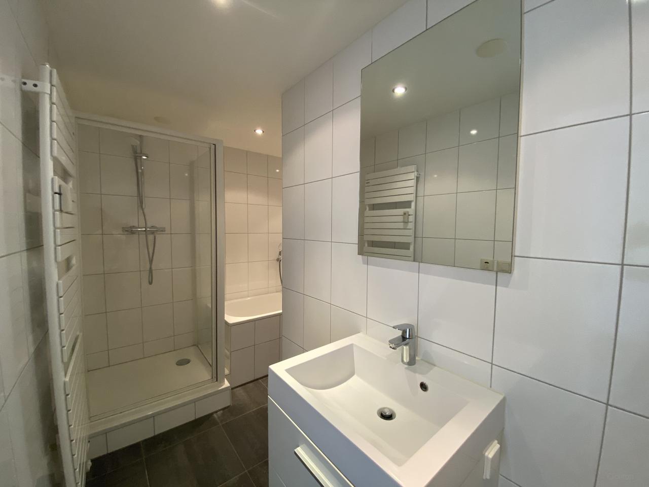 110m² apartment with roof terrace - Image 18