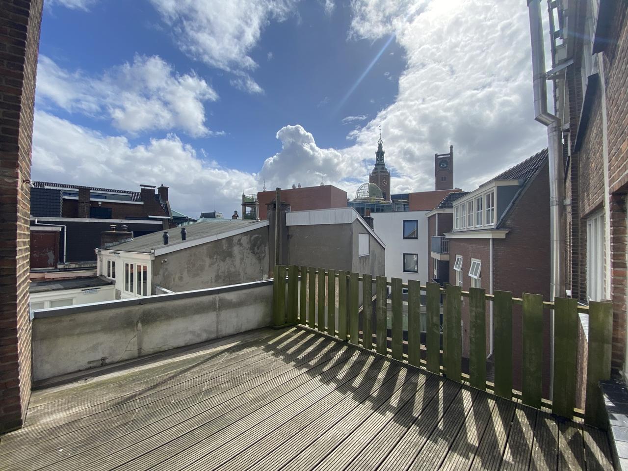 110m² apartment with roof terrace - Image 15