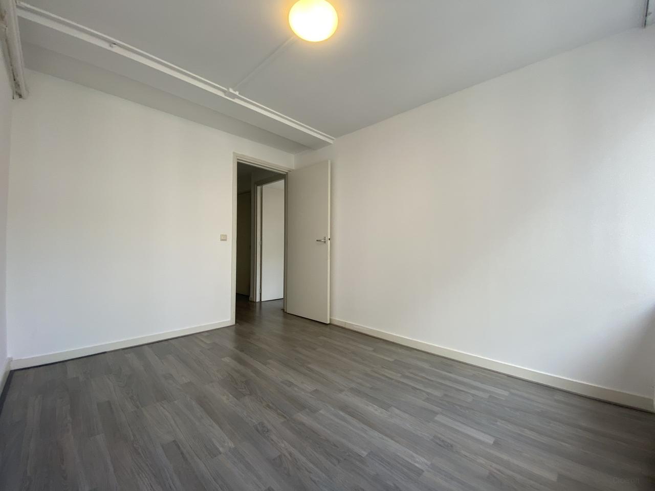 110m² apartment with roof terrace - Image 25