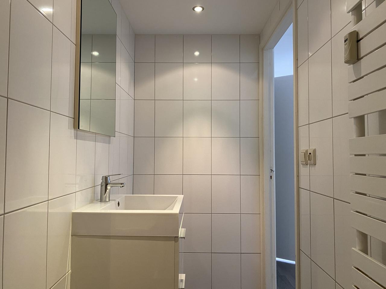 110m² apartment with roof terrace - Image 19