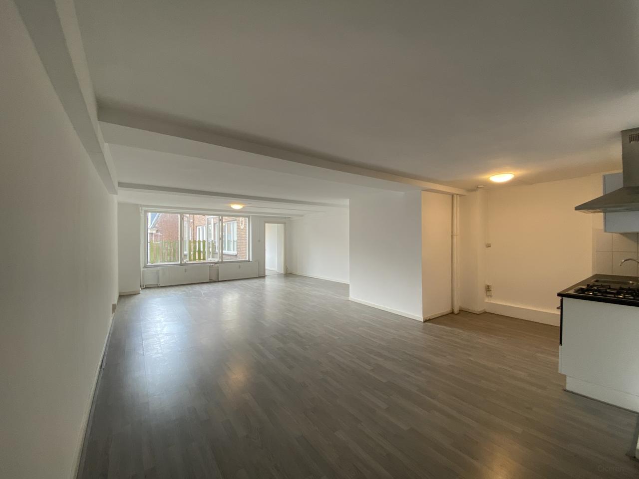 110m² apartment with roof terrace - Image 11