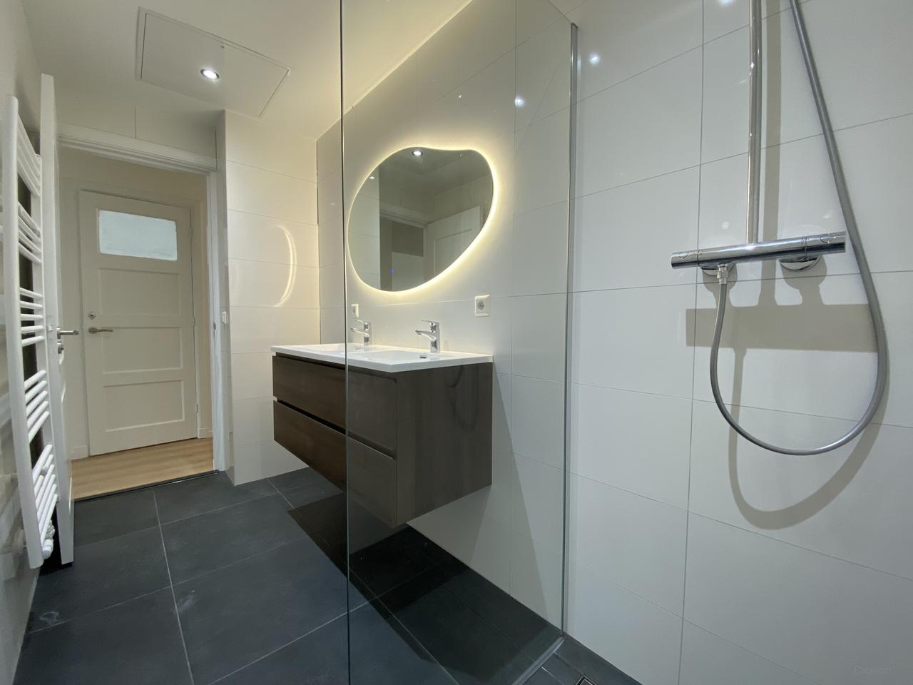 4-room apartment with balcony in Leyenburg - Image 9