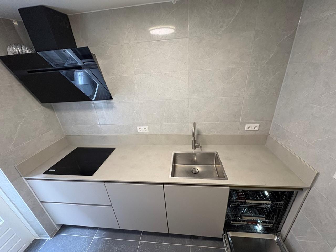 Bright 1-bedroom apartment in Lombok - Image 13