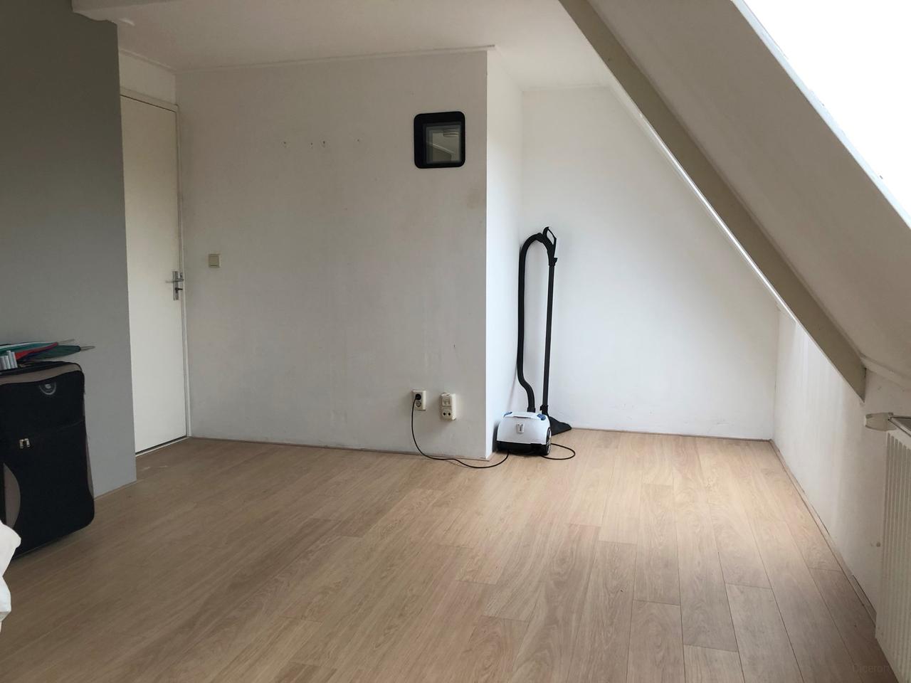 Kamer van 17m2 vlakbij het station - Afbeelding 5