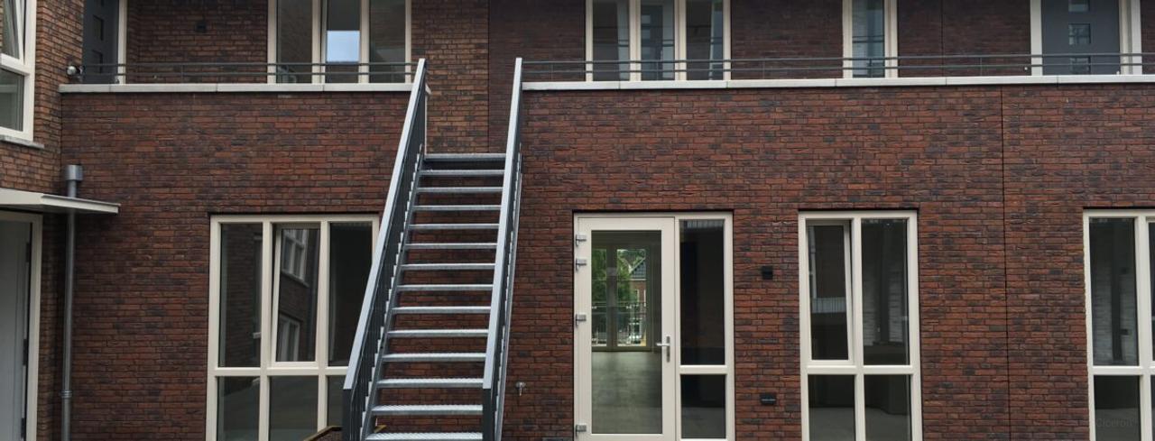 2-bedroom apartment with balcony - Image 2