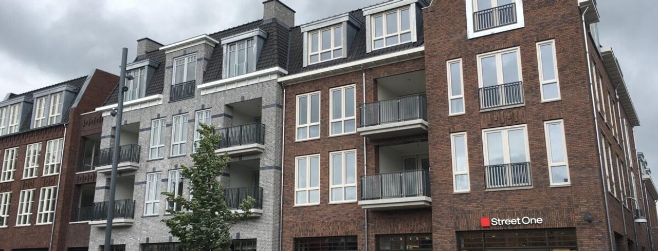 2-bedroom apartment with balcony - Image 1
