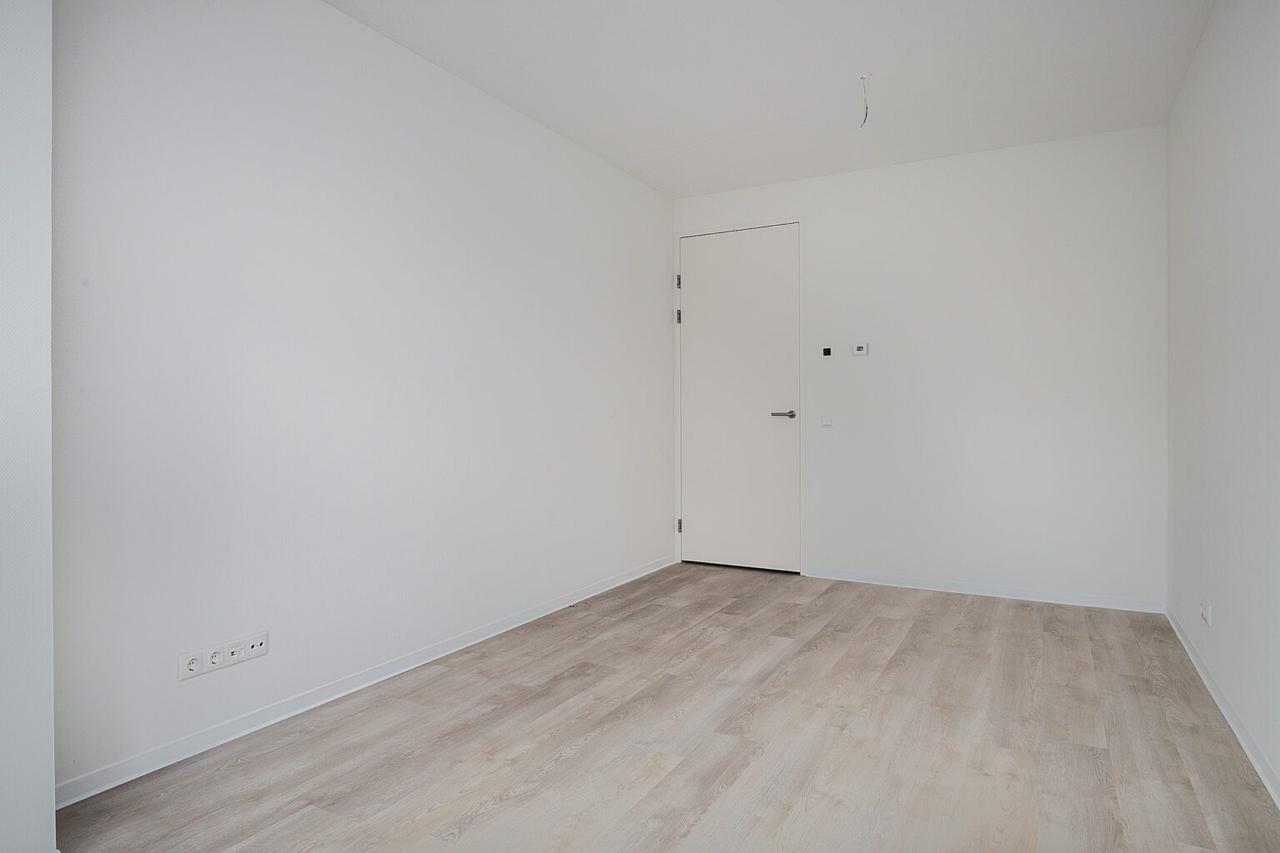 80m2 apartment with balcony in Zeist - Image 14