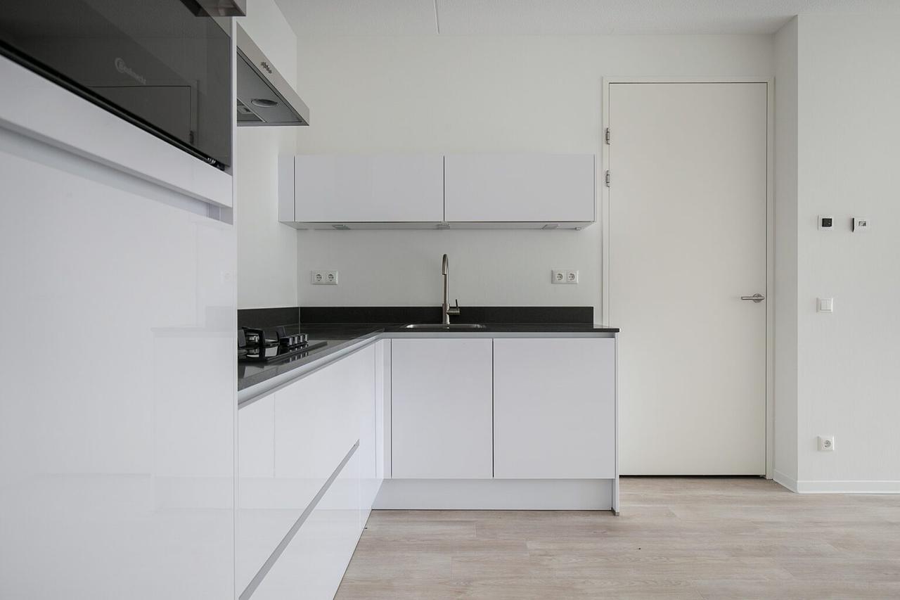80m2 apartment with balcony in Zeist - Image 9