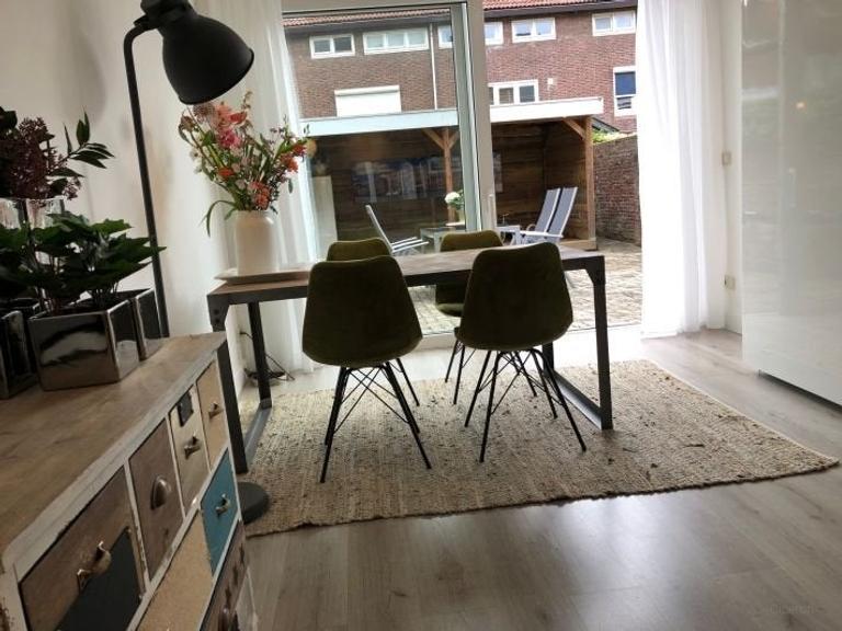 Ground-floor apartment with garden in Kommelkwartier - Image 4