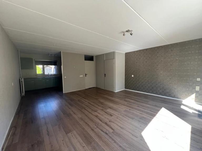 Terraced house of 105 m² with driveway and garden in Rijssen - Image 2