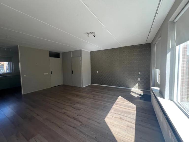 Terraced house of 105 m² with driveway and garden in Rijssen - Image 3