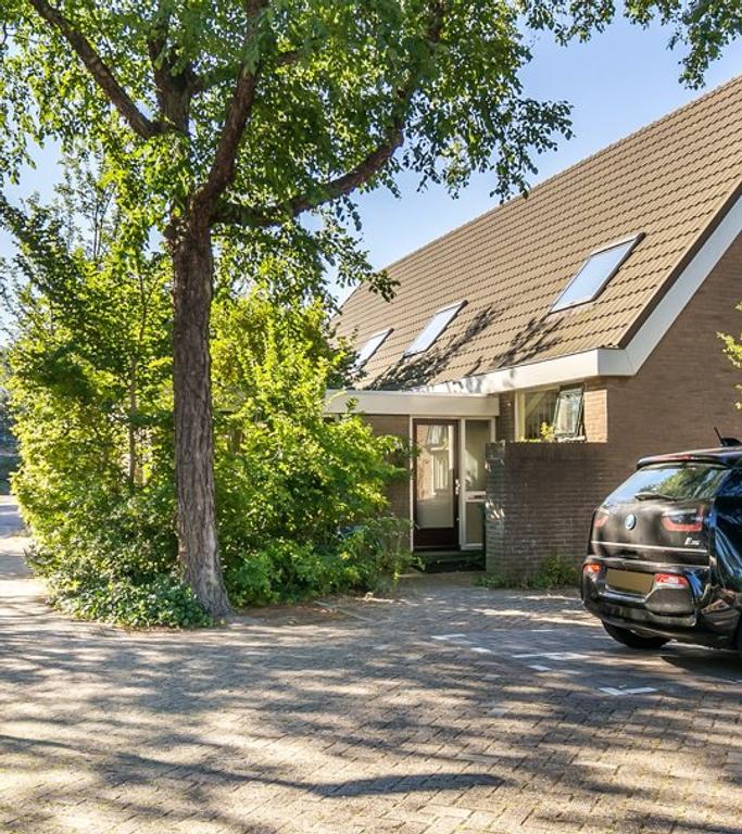 136 m² huis met tuin in Voorburg - Afbeelding 1