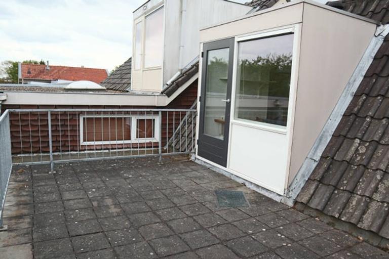 Apartment with Large Roof Terrace - Image 6