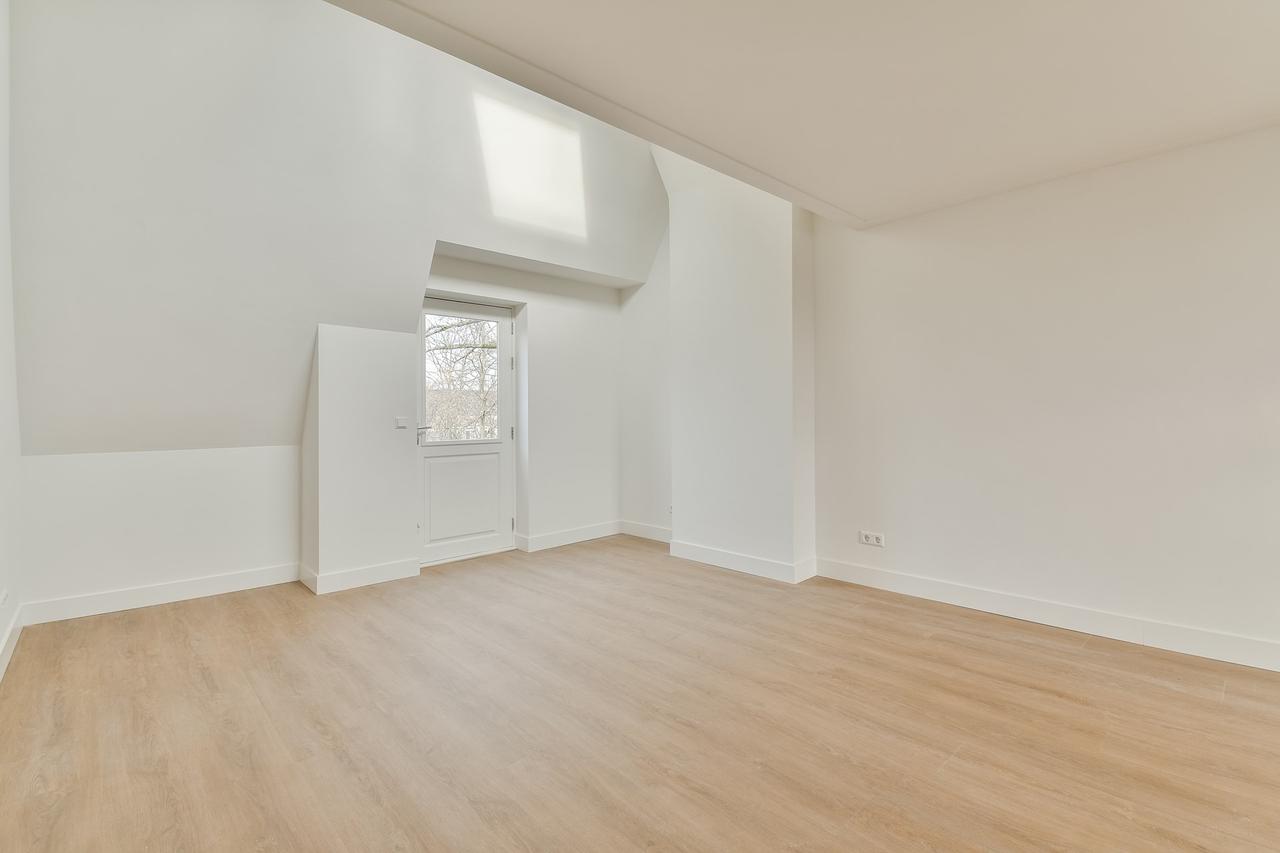 84 m² with balcony in the Scheldebuurt - Image 3