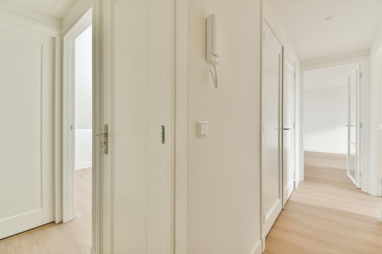 84 m² with balcony in the Scheldebuurt - Image 2