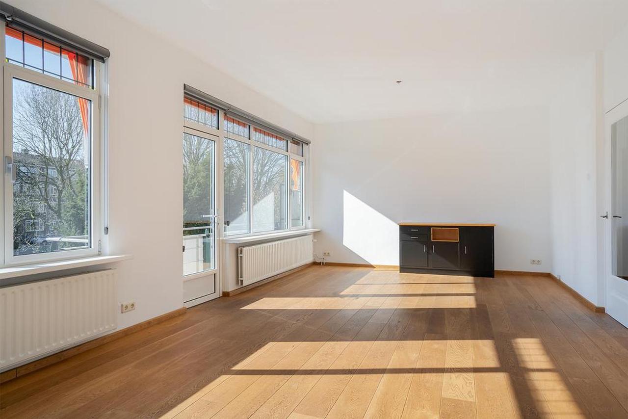 Bright double upper house on Statensingel - Image 14