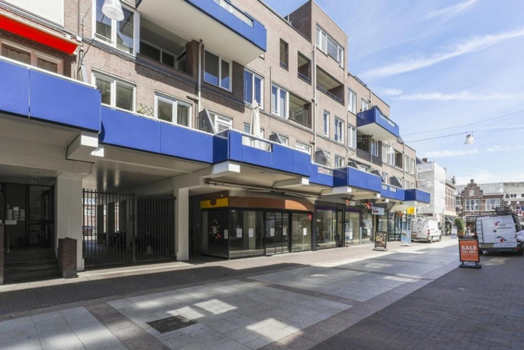 115 m² apartment in the heart of Roermond - Image 1
