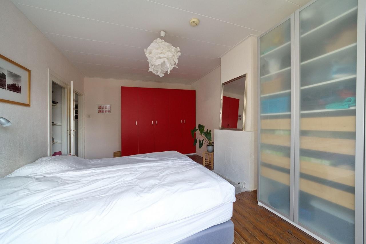 3-bedroom apartment with balcony - Image 18