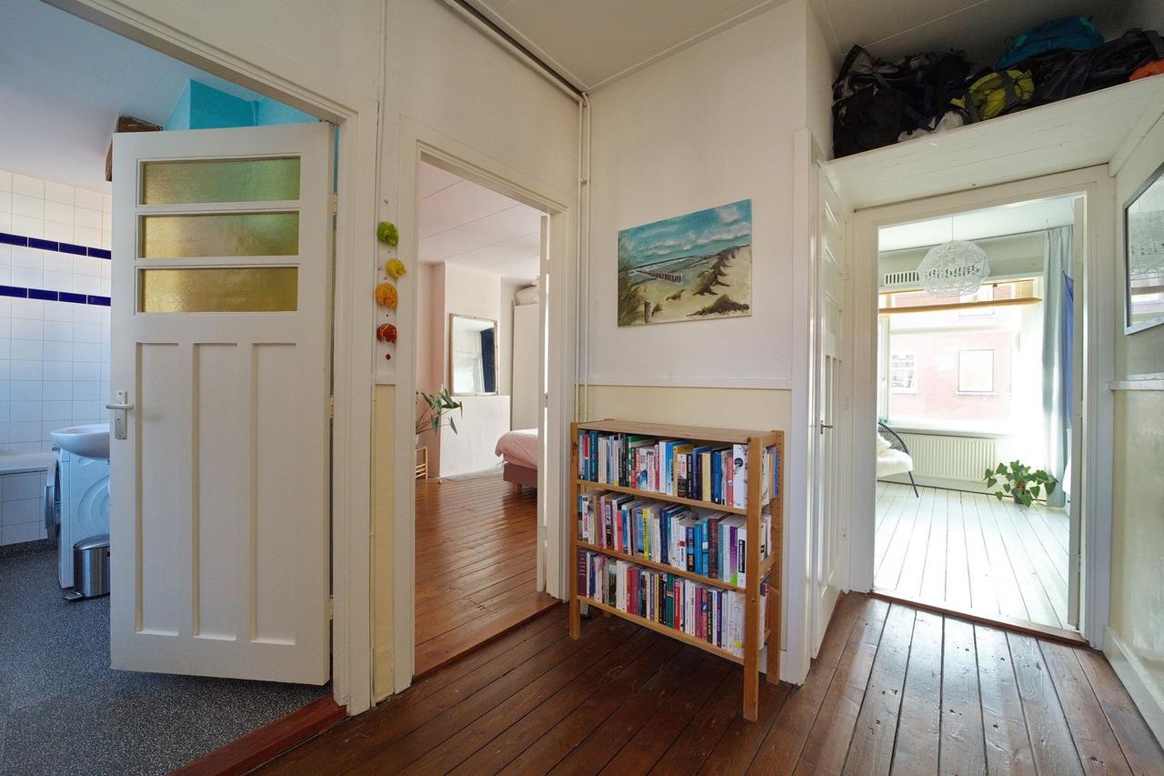3-bedroom apartment with balcony - Image 15